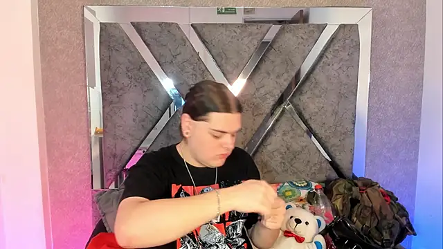 leenox nexus online show from February 2026 09:07:01 PM