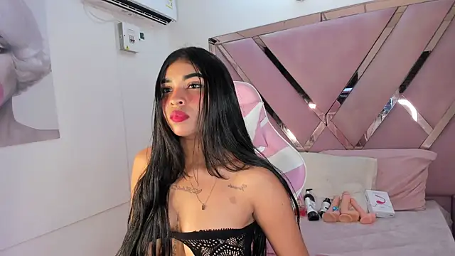 honeyhtx online show from June 2026 12:20:01 PM