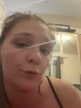 Ninafrisson online show from February 2026 10:04:02 PM