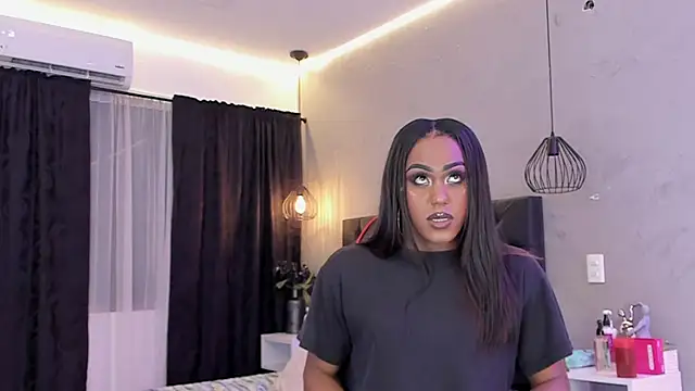 naomi  blair online show from June 2026 03:29:02 AM