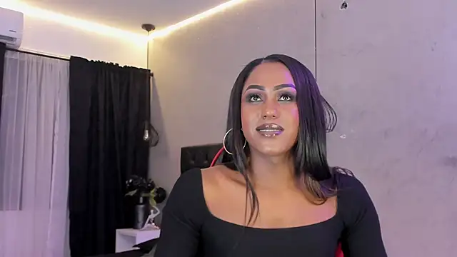 naomi  blair online show from July 2026 03:24:02 AM