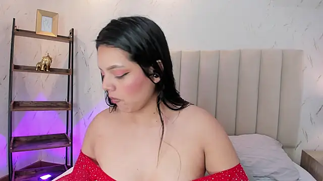 ViolettaRousee  online show from April 2026 09:42:01 PM