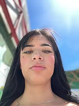 nicky angelyc online show from February 2026 05:28:02 PM