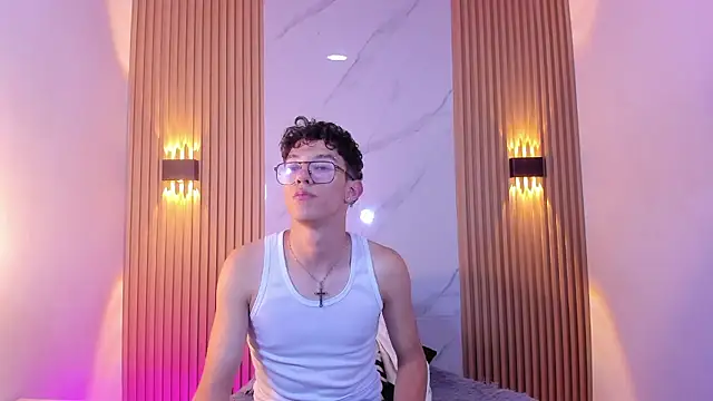 Snapshot of Christopher_Hunter chatting on March 2026 07:50:01 PM Christopher Hunter online show from March 2026 07:50:01 PM