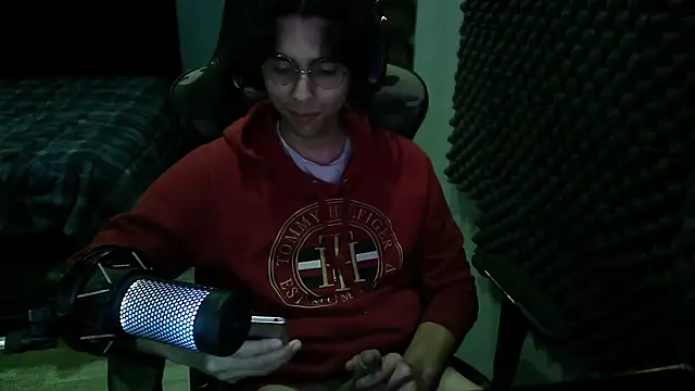 craker6999 online show from February 2026 06:17:02 AM