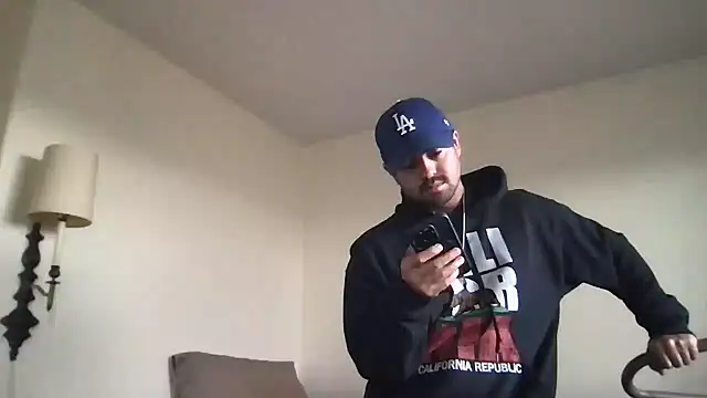 Miles98  online show from April 2026 08:24:02 PM