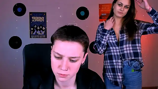 Snapshot of emi_fade chatting on March 2026 09:42:01 AM emi fade online show from March 2026 09:42:01 AM