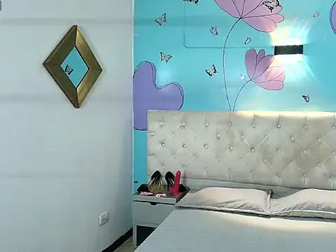 Melannyy   online show from March 2026 01:01:01 AM