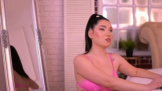 CindyCruse online show from February 2026 06:22:02 AM