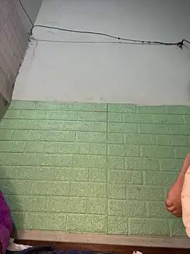 Leeeiuu online show from February 2026 01:38:02 PM