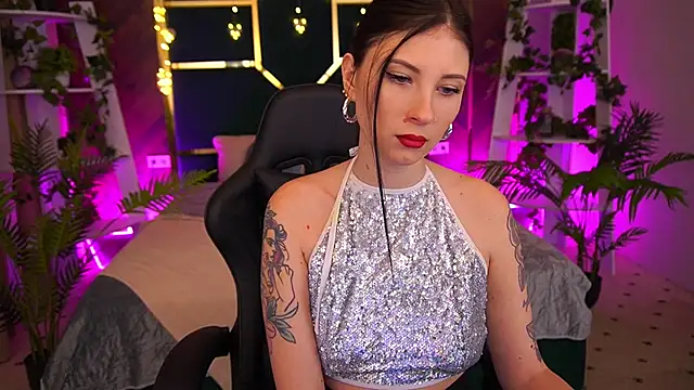 LunaaMay online show from February 2026 10:44:02 AM