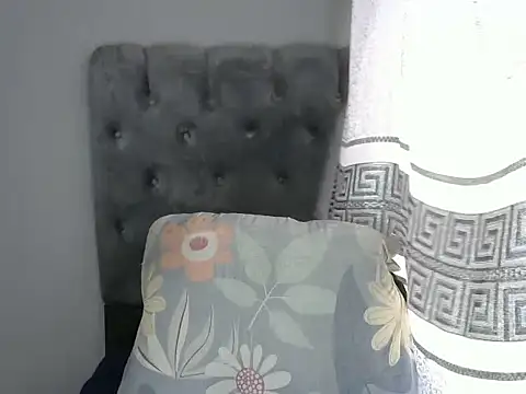 cherrygirlxx online show from February 2026 08:46:01 AM