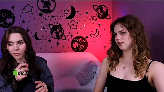 Snapshot of laurenmurrr chatting on April 2026 10:53:02 AM laurenmurrr online show from April 2026 10:53:02 AM