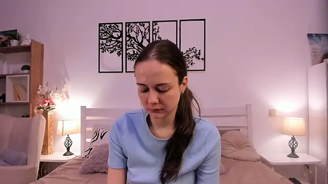 MalvinaTrafford online show from May 2026 08:36:01 PM