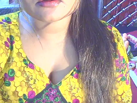 Nusrat Faria online show from May 2026 12:54:02 PM