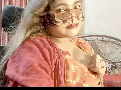 Nusrat Faria online show from June 2026 09:06:01 PM