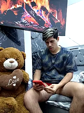 Riquid-sexual online show from March 2026 06:47:02 PM