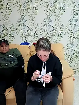 laparejaideal08 online show from March 2026 05:17:01 PM