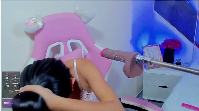 Snapshot of isa_kolins chatting on March 2026 02:07:02 PM isa kolins online show from March 2026 02:07:02 PM