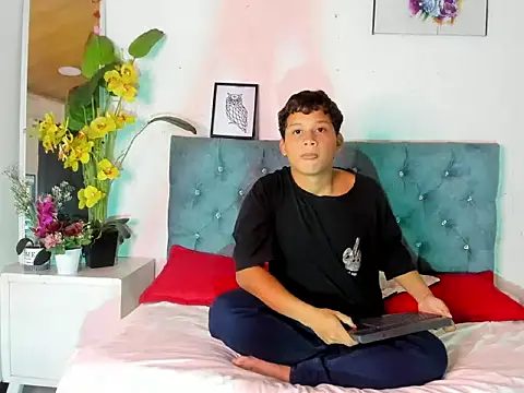 AlexDuMontt online show from February 2026 07:45:01 PM