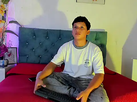 AlexDuMontt online show from February 2026 07:28:01 PM