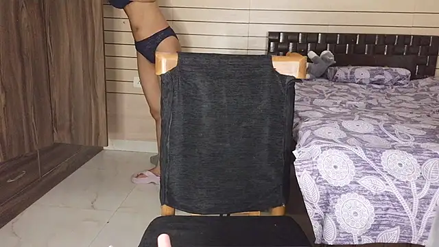 Alina Teen online show from July 2026 01:21:02 PM