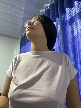 Snapshot of Tammy8 chatting on March 2026 04:03:02 PM Tammy8 online show from March 2026 04:03:02 PM