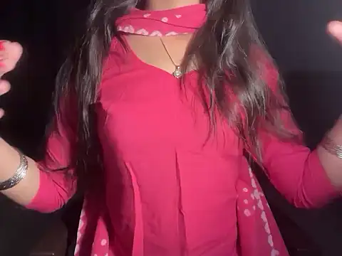 Snapshot of Simran_kaurr chatting on April 2026 06:49:02 AM Simran kaurr online show from April 2026 06:49:02 AM