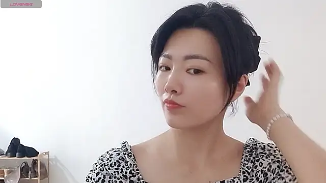 Nikishine online show from April 2026 02:37:02 AM