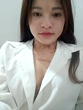 Snapshot of sushi-asa chatting on April 2026 02:42:01 AM sushi-asa online show from April 2026 02:42:01 AM