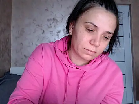 LorraGrey online show from April 2026 06:31:02 AM