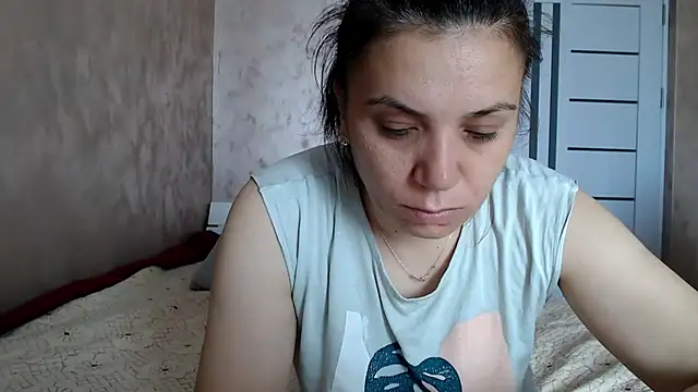 LorraGrey online show from June 2026 06:10:02 AM
