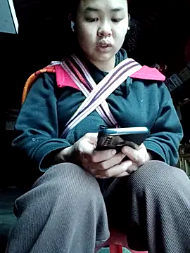 Jyllyy online show from March 2026 02:08:02 AM