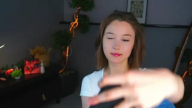 AprilMerrit online show from February 2026 10:07:02 AM