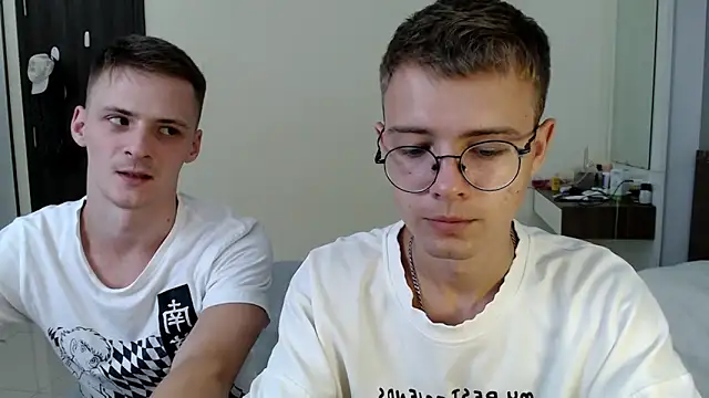 NikiKerryCum online show from April 2026 12:22:02 PM