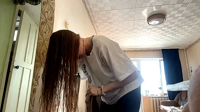 Evahowareyou online show from February 2026 04:17:02 AM