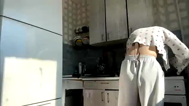 Evahowareyou online show from February 2026 04:05:02 AM