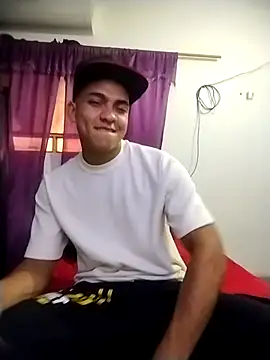 Snapshot of NikoHot_anatole chatting on March 2026 07:17:01 PM NikoHot anatole online show from March 2026 07:17:01 PM