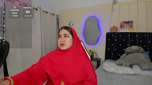 SamiraAwada online show from April 2026 07:19:01 PM