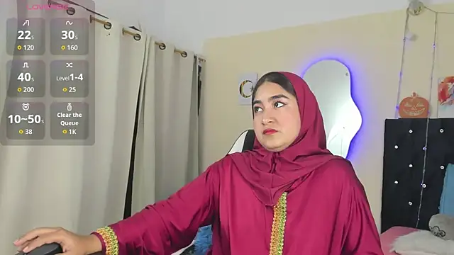 Snapshot of SamiraAwada chatting on May 2026 07:09:02 PM SamiraAwada online show from May 2026 07:09:02 PM