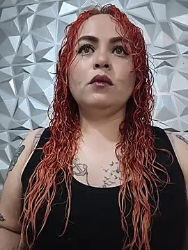 Snapshot of BarbaraSoul chatting on April 2026 12:25:01 PM BarbaraSoul online show from April 2026 12:25:01 PM