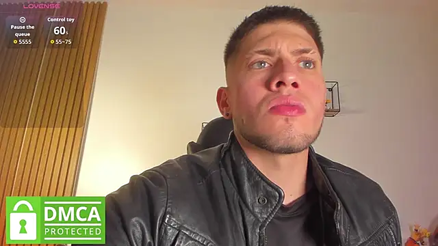 SebastianMaximoff  online show from April 2026 07:04:01 PM