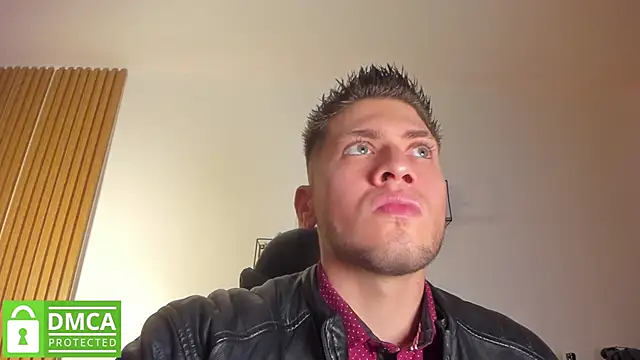 SebastianMaximoff  online show from May 2026 08:06:02 PM