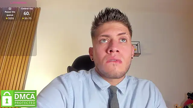SebastianMaximoff  online show from May 2026 07:33:01 PM