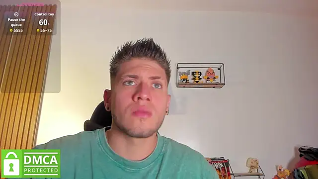 SebastianMaximoff  online show from May 2026 08:04:04 PM