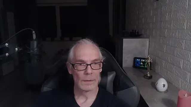 KoelnKoeln online show from February 2026 06:58:01 PM