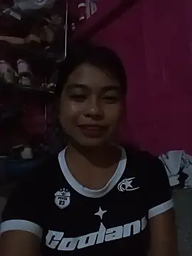 Snapshot of Heavens_night04 chatting on February 2026 04:14:02 PM Heavens night04 online show from February 2026 04:14:02 PM