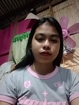 Snapshot of Heavens_night04 chatting on April 2026 01:09:02 PM Heavens night04 online show from April 2026 01:09:02 PM
