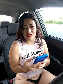 aliz963040 online show from June 2026 07:40:01 PM