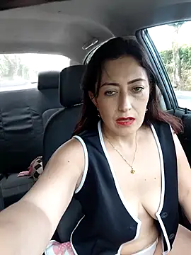 aliz963040 online show from August 2026 07:46:02 PM